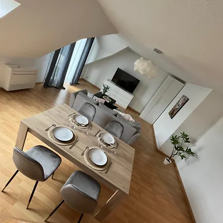 アパート Alexander With Parking And Terrace コルマール